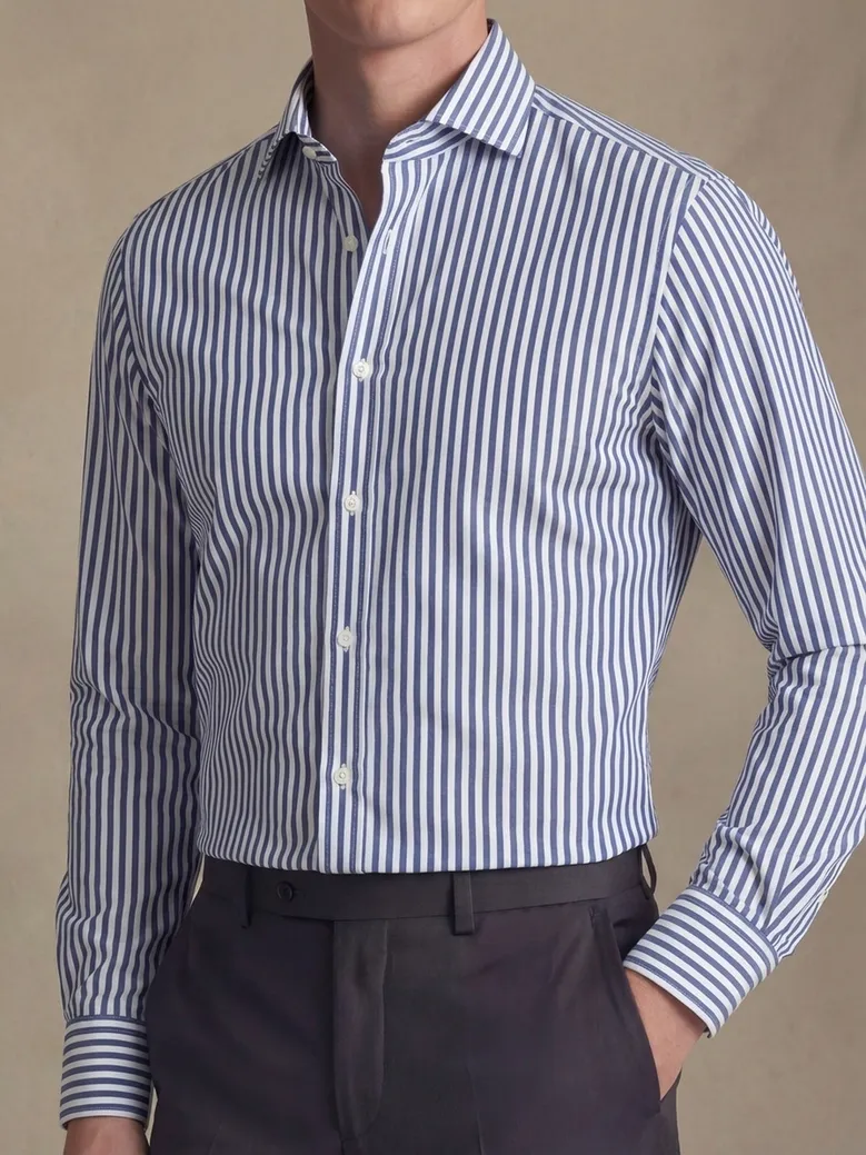 Camisa de popelina blanca lisa de fácil planchado