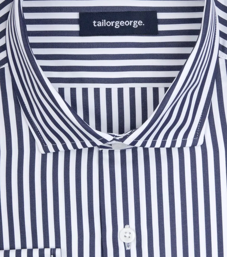 Camisa de popelina blanca lisa de fácil planchado