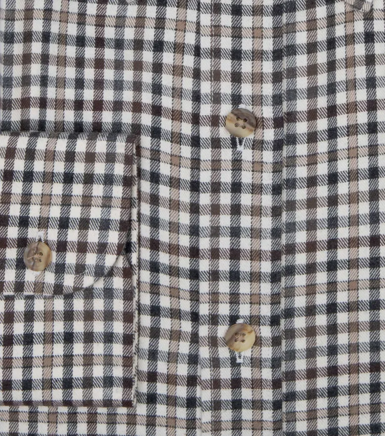 Camisa de popelina blanca lisa de fácil planchado