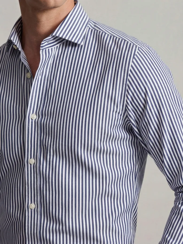 Camisa de popelina blanca lisa de fácil planchado
